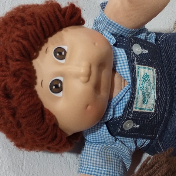 Cabbage Patch dolls (2) & Jim Henson characters (2) - Picture 3 of 16